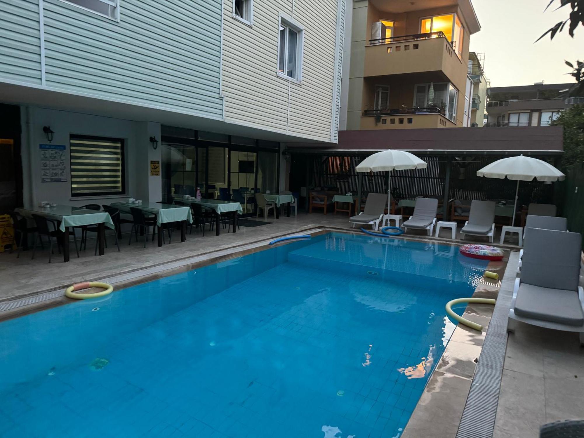 Meltem Otel Анталия Екстериор снимка